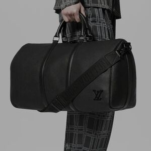 Louis Vuitton Keepall Bandoulière 50, Black
